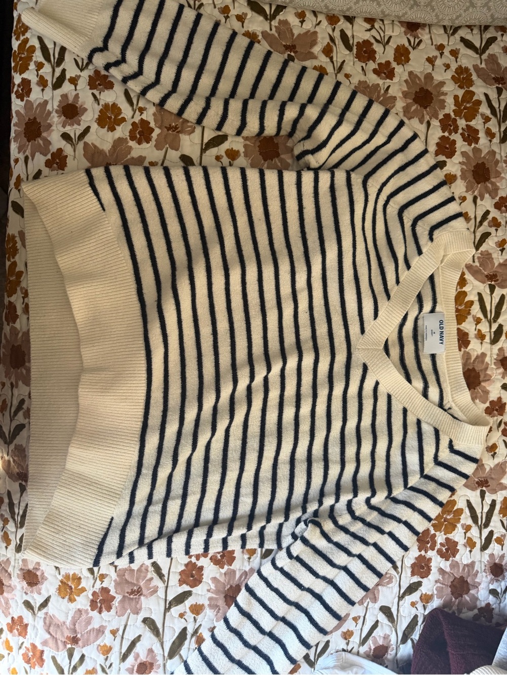 Old Navy Cream and Navy Striped V-Neck Sweater